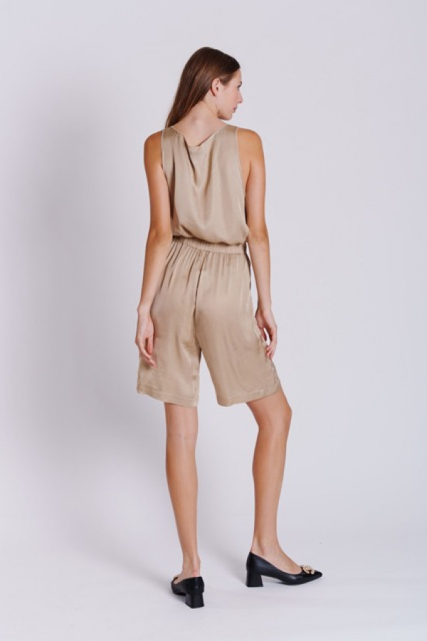 MELORIA SHORTS BEIGE WITH THALO TOP